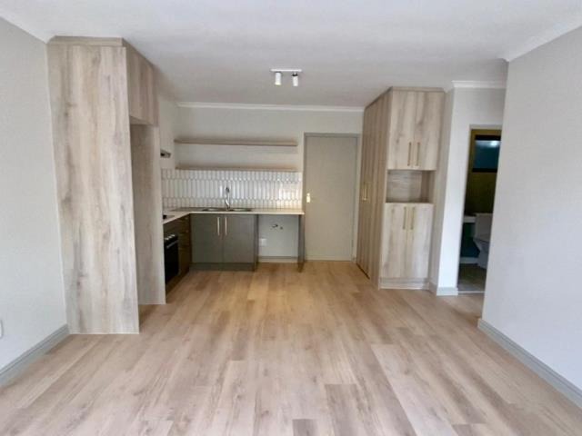 To Let 2 Bedroom Property for Rent in Bloubergstrand Western Cape